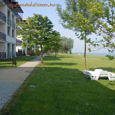 Apartment 219 - Gyonyoru, Panoramas Apartmanban Szallas